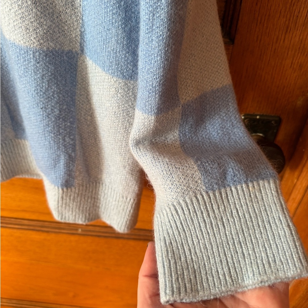 Notice the Reckless, Blue Checkered Sweater, Women’s Size XL - Picture 5 of 8